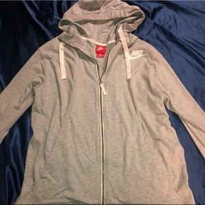 Women’s Nike zip up jacket